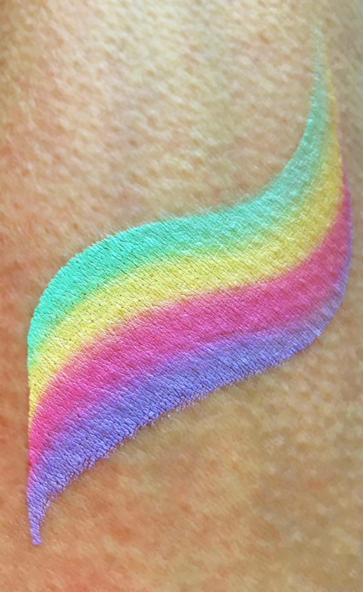 Callistemon-FPA split cake 28g- Face Paints Australia